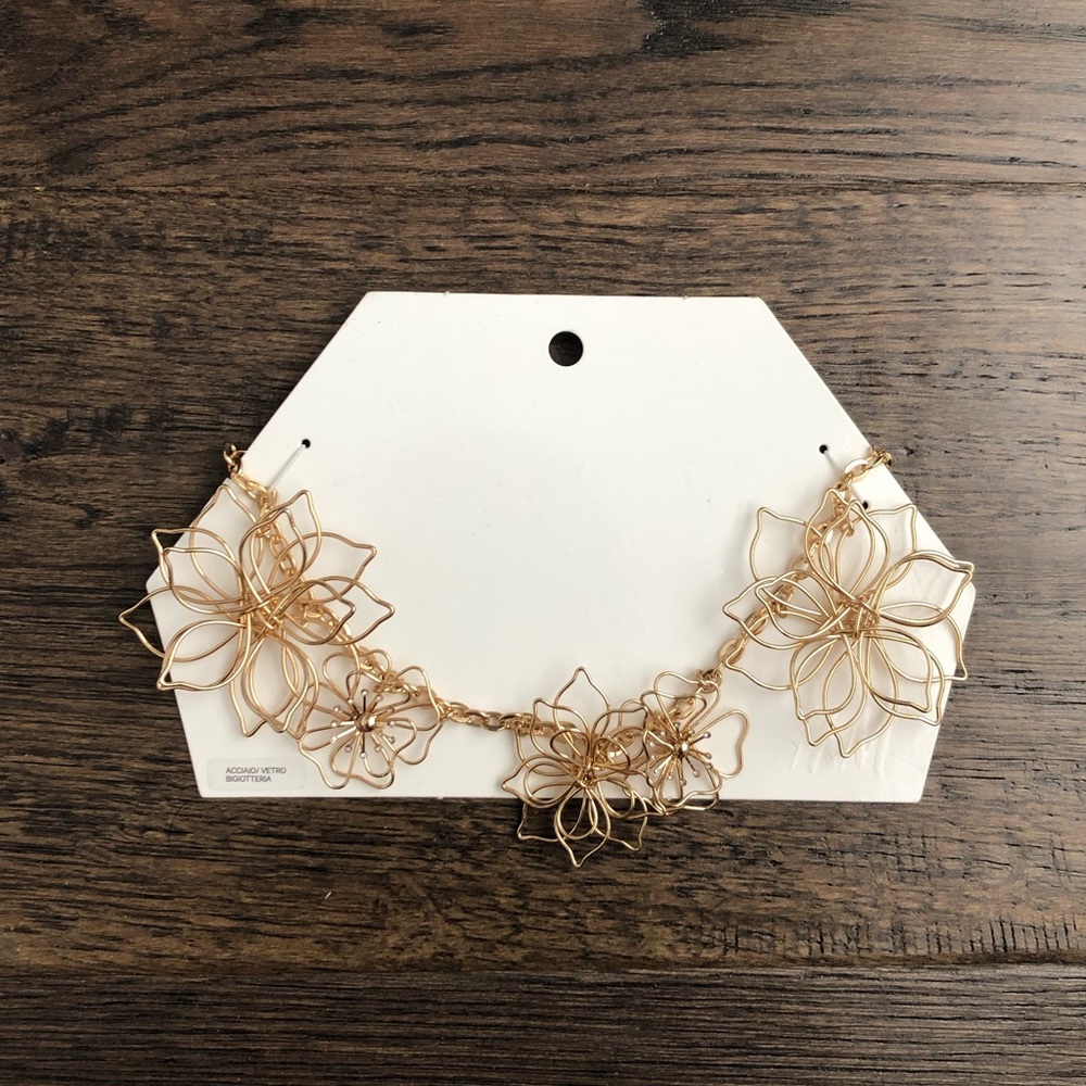 H&M Gold Floral Statement Necklace